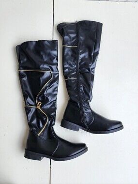 Henry Ferrera Black Knee High Boots Womens Faux Leather Zip Black Gold Sz 8.5